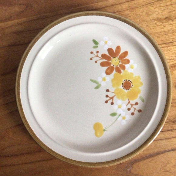Vintage Stonecrest Autumn Glory Bread and Butter Plates - Set of 4 - Picture 9 of 12